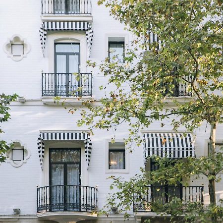 Petit Palace Puerta De Triana Siviglia Esterno foto